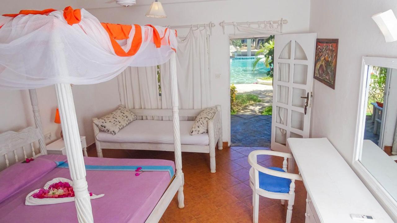 Lily Palm Resort Watamu Exterior photo