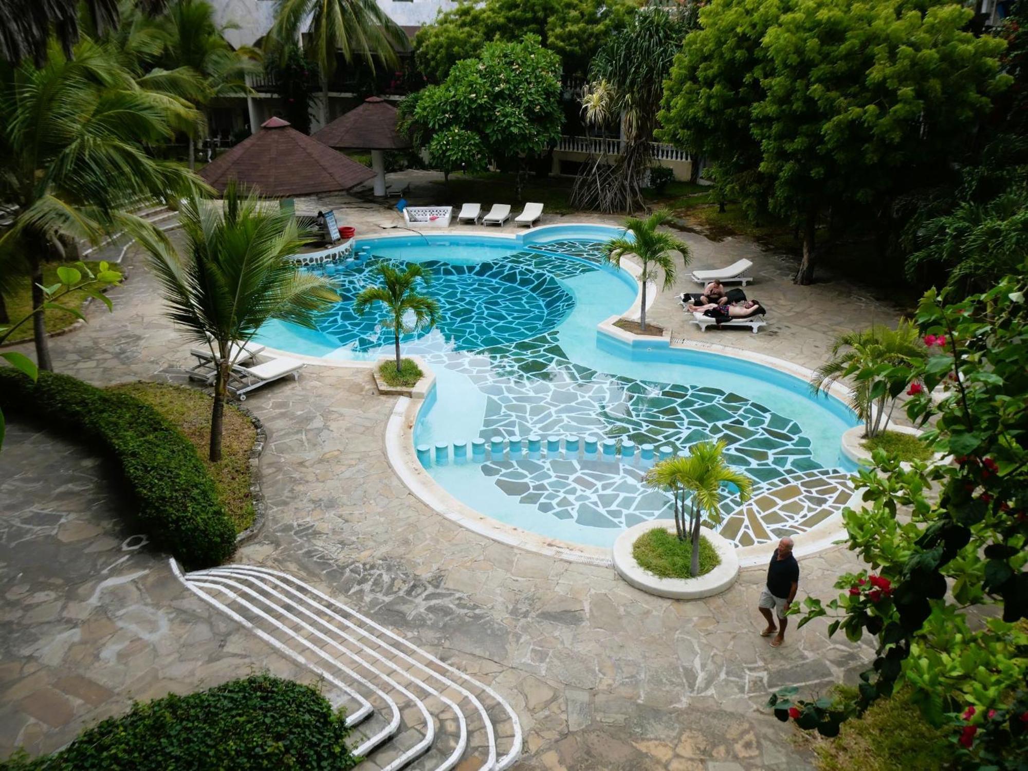 Lily Palm Resort Watamu Exterior photo