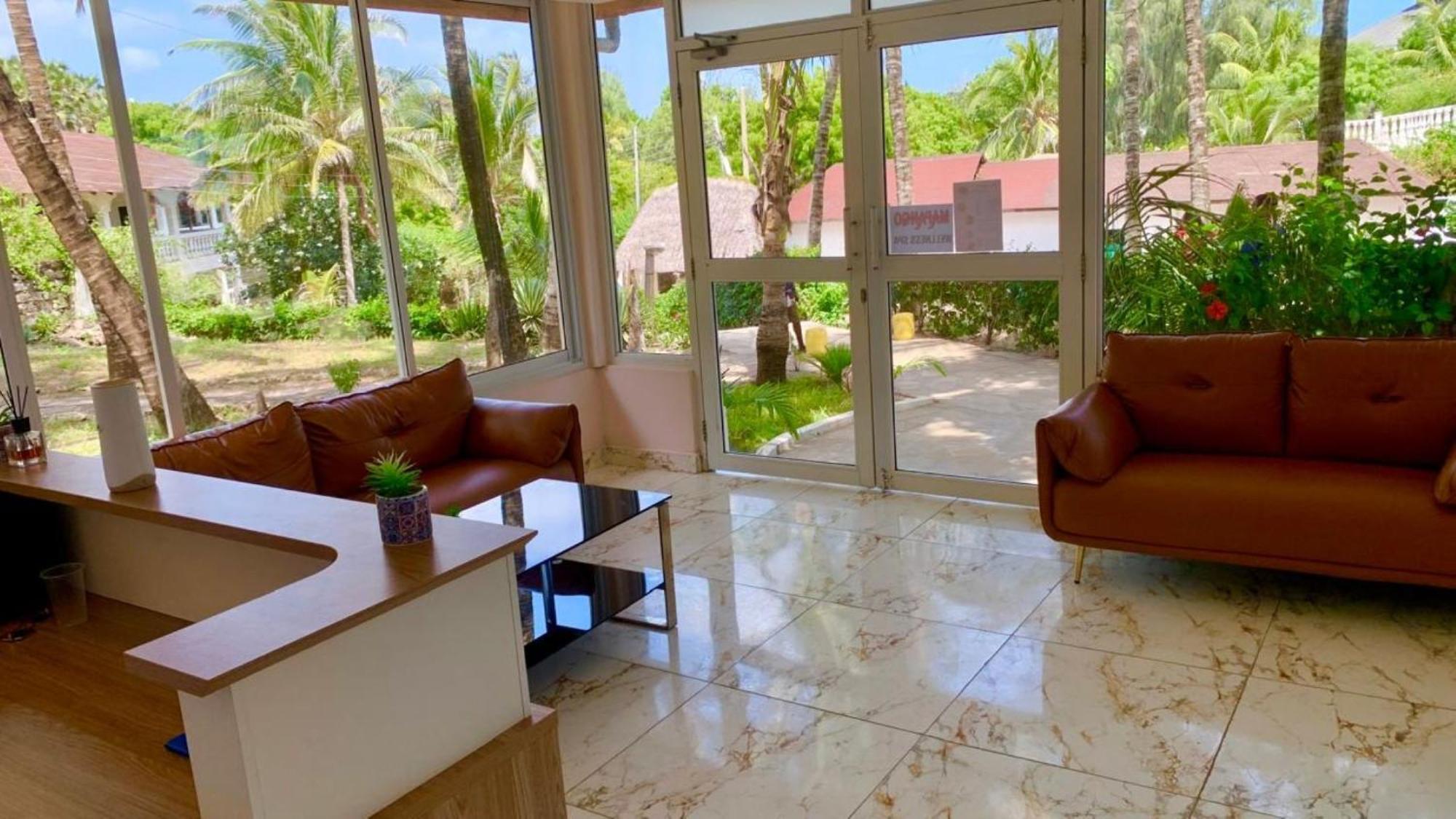 Lily Palm Resort Watamu Exterior photo