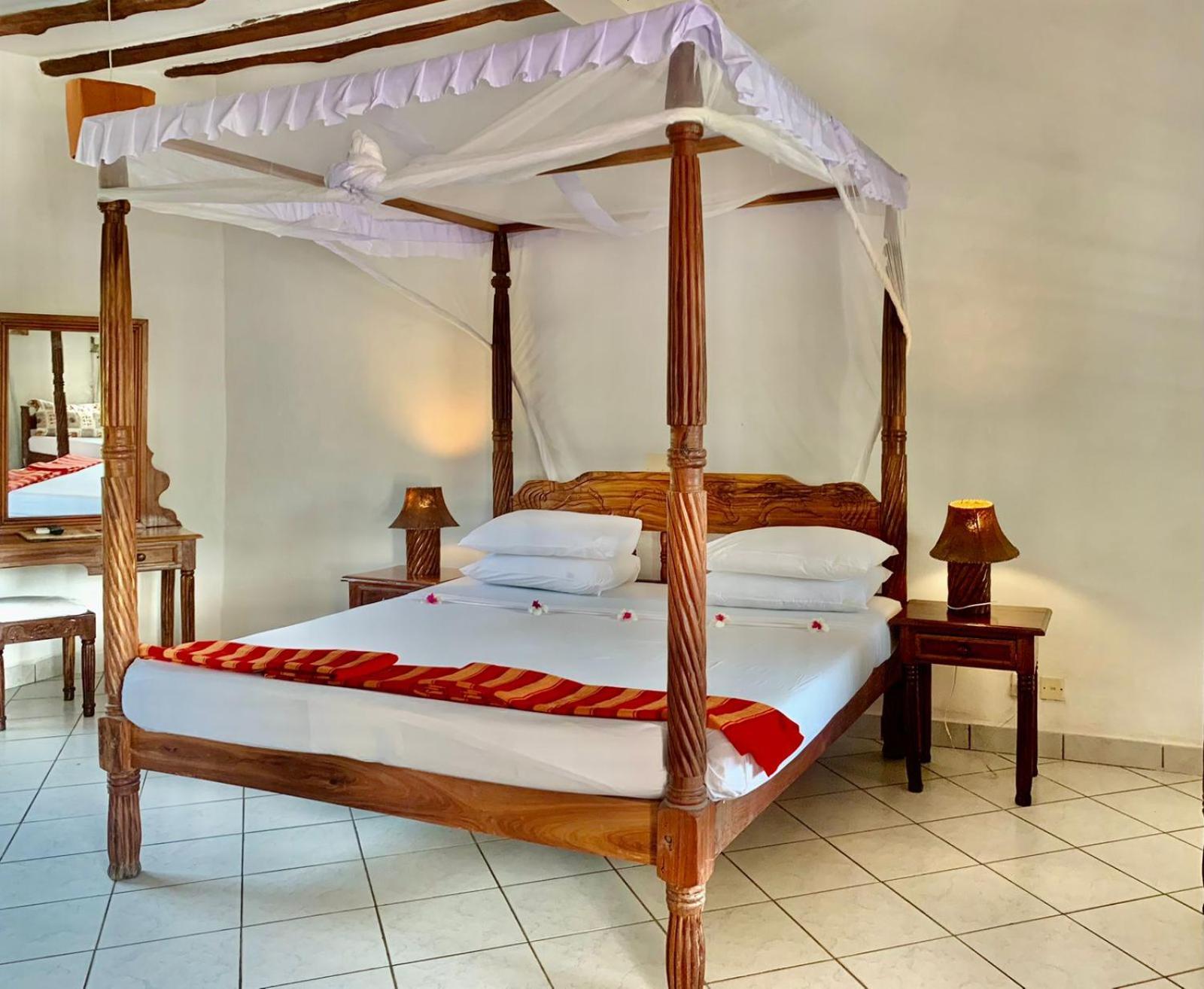 Lily Palm Resort Watamu Exterior photo